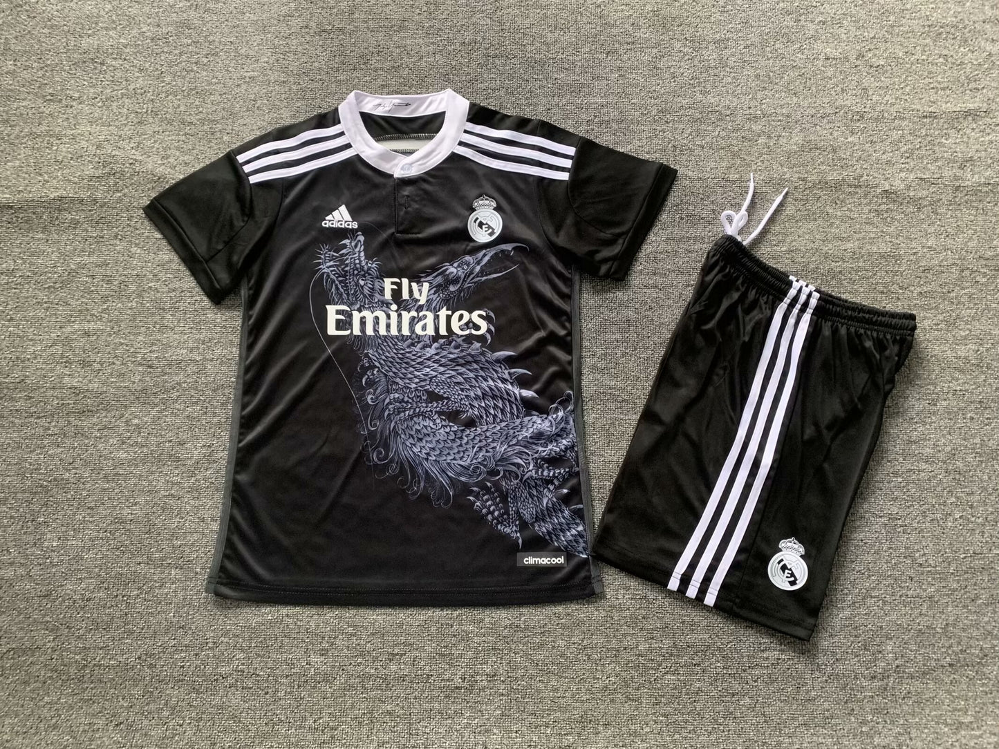 Kit Criança Real Madrid 2014-15 Alternativo