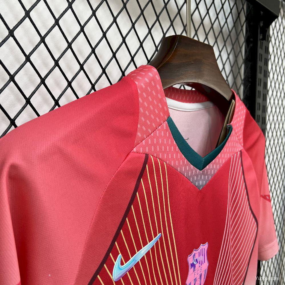 Camisola FC Barcelona 2025-26 Edição Karol G Versão Adepto