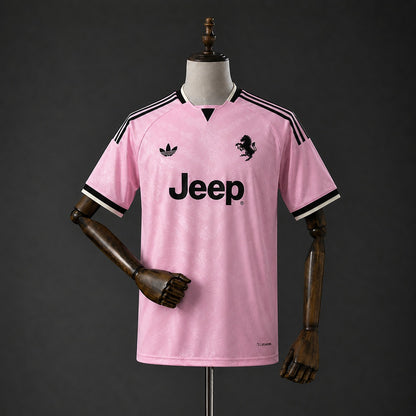 Camisola Juventus FC 2026-27 Alternativa Rosa Versão Adepto