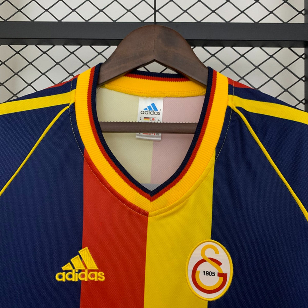 Camisola Galatasaray 1998-99 Alternativa