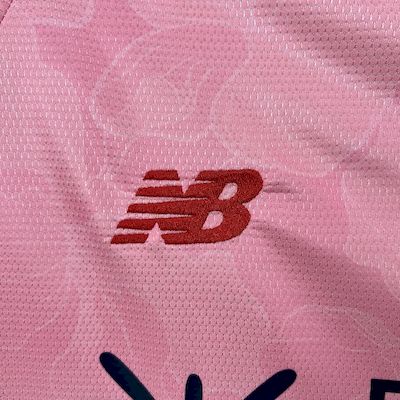 Camisola Bayer 04 Leverkusen 2025-26 Alternativa Rosa Versão Adepto