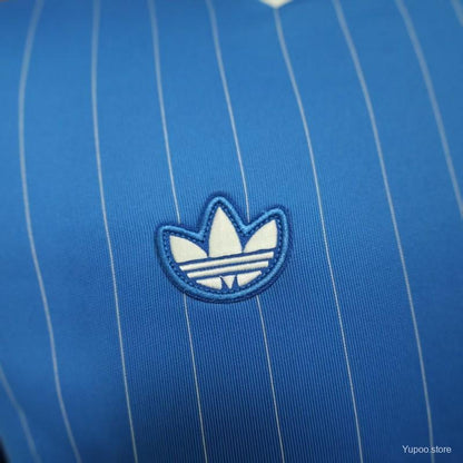 Camisola Real Madrid CF 2025-26 Icon Range Travel Versão Jogador