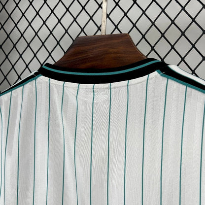 Camisola LIV 2025-26 Icon Range Travel