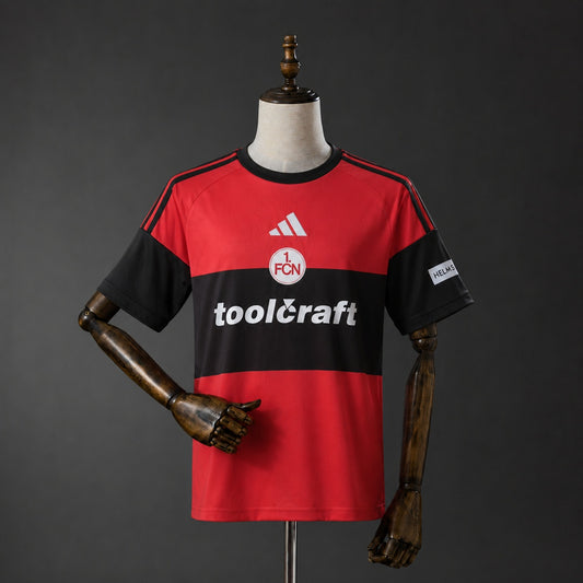 Camisola 1.FC Nuremberg 2026-27 Alternativa Vermelha Versão Adepto