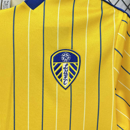 Camisola Leeds-U 2025-26 Icon Range Travel Versão Adepto