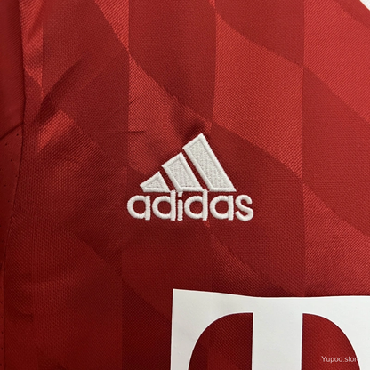 Camisola FC Bayern Alemanha 2013-14 Principal