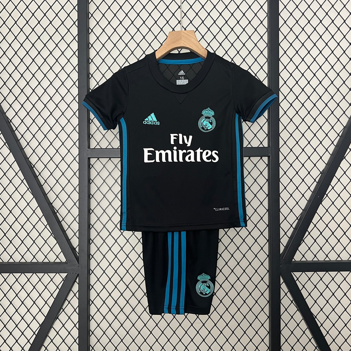 Kit Criança Real Madrid CF 2017-18 Alternativo