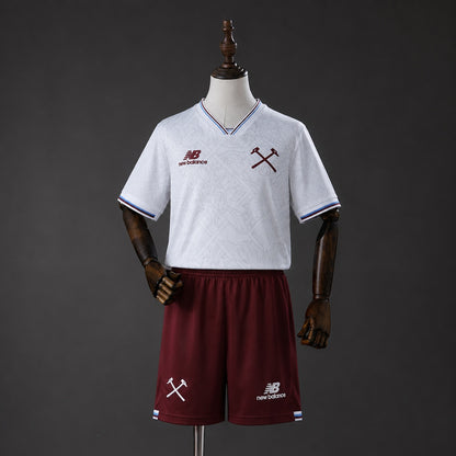 Kit Criança WH 2026-27 Alternativo Branco
