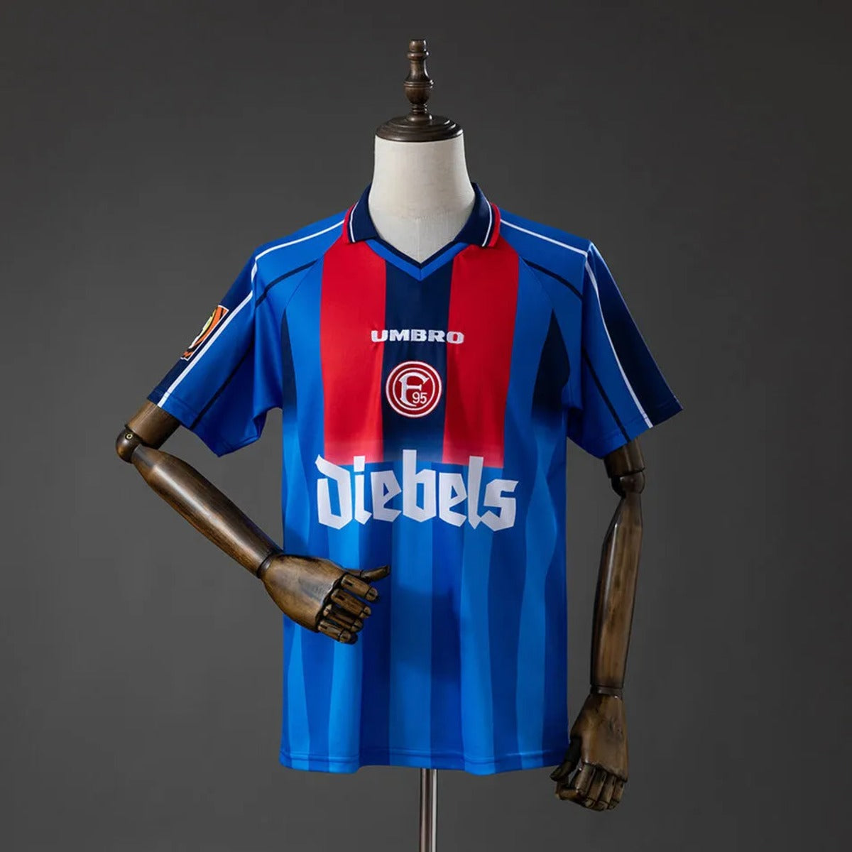 Camisola Fortuna Dusseldorf 95 1997-98 Principal Versão Adepto