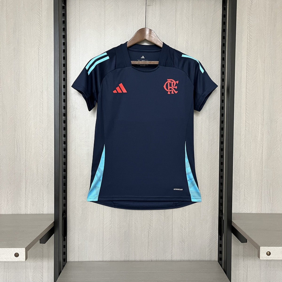 Camisola CR Flamengo 2025-26 Treino Versão Mulher