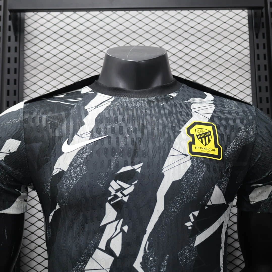 Camisola Al-Ittihad Club 2025-26 Pre-Match Versão Jogador