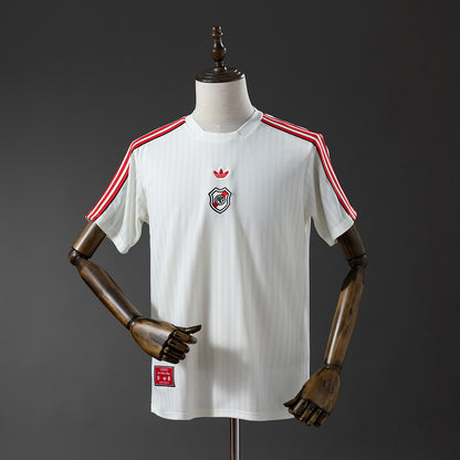Camisola CA River Plate 2025-26 Icon Range Travel Versão Adepto