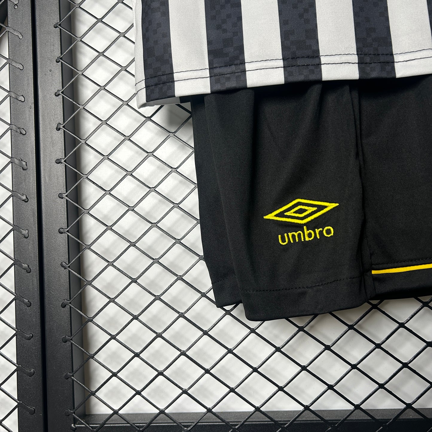 Kit Criança Santos FC 2025-26 Alternativo