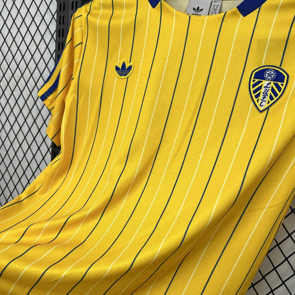 Camisola Leeds-U 2025-26 Icon Range Travel Versão Adepto