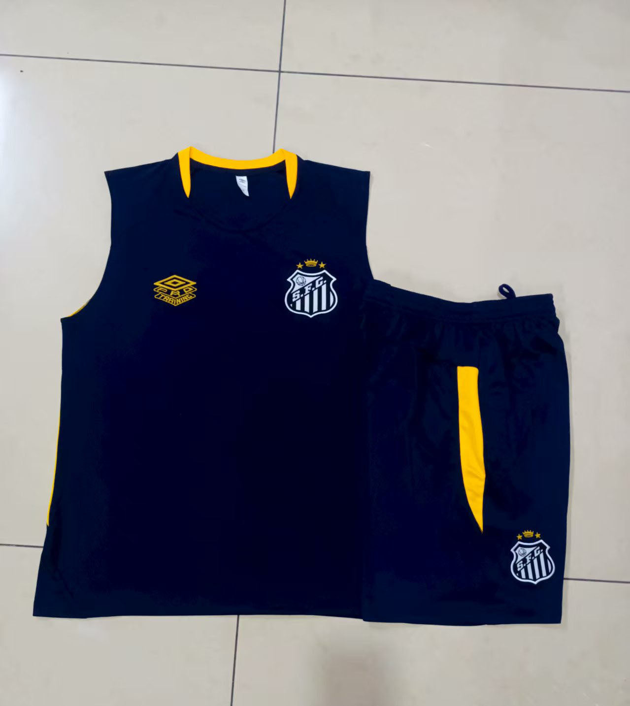 Kit Treino Manga Cava Santos FC 2025-26