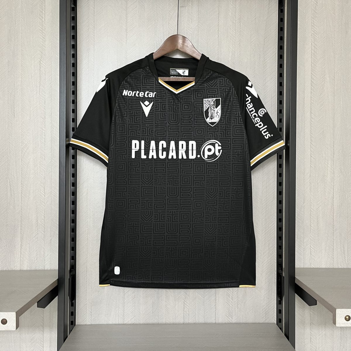 Camisola Vitoria SC 2024-25 Alternativa Preta Versão Adepto