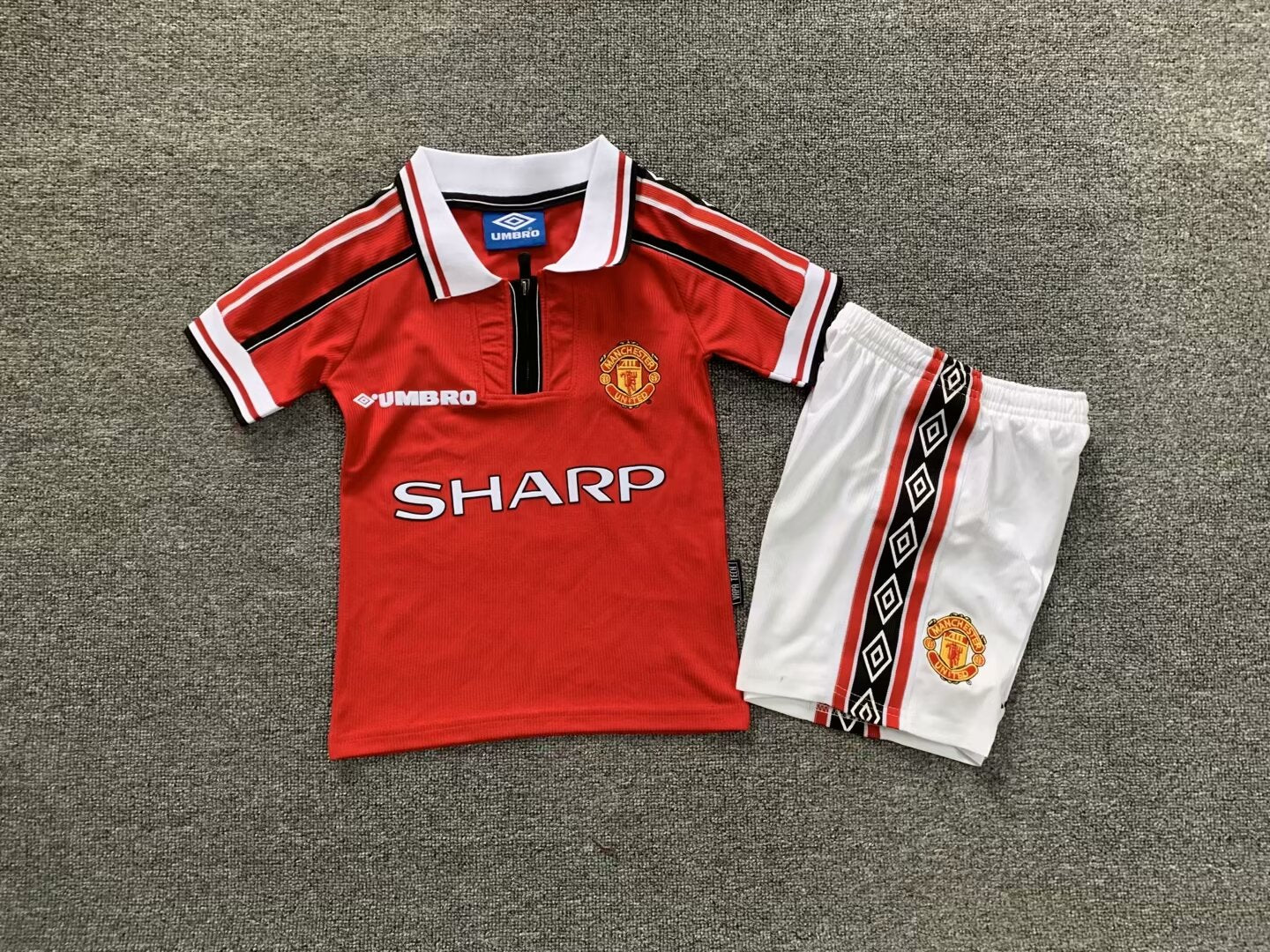 Kit Criança M-United 1998-99 Principal