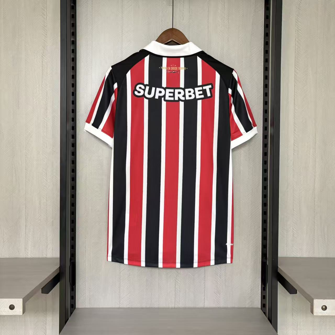 Camisola São Paulo FC 2026-27 Alternativa Riscas Versão Adepto Todos Patrocinadores