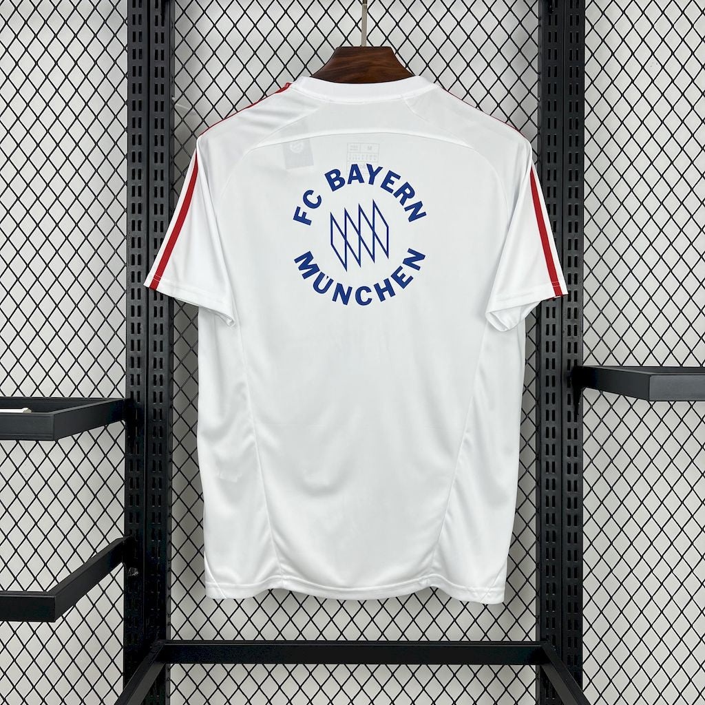 Camisola FC Bayern 2025-26 Edição Especial Versão Adepto