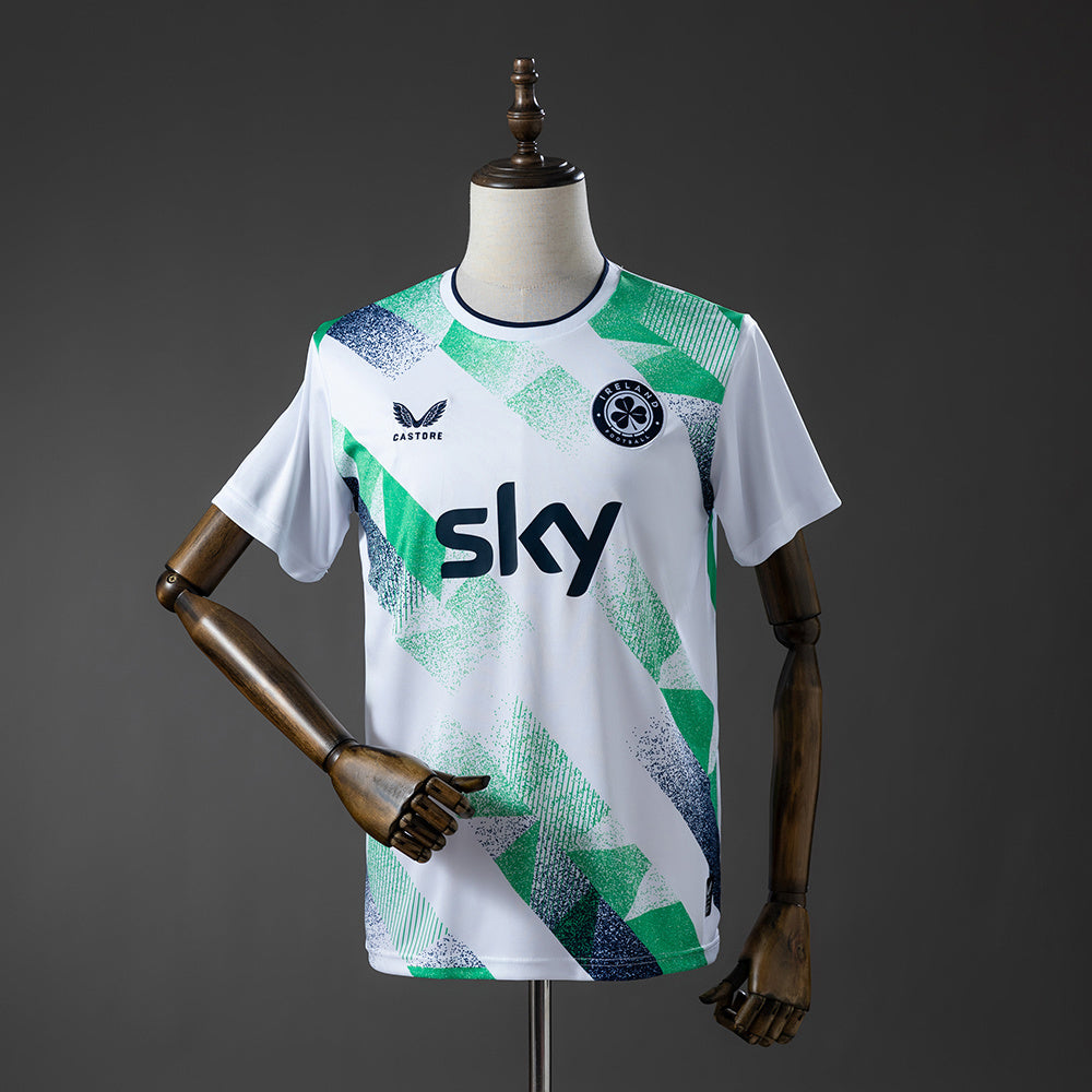 Camisola Irlanda 2026 Alternativa Branca Versão Adepto