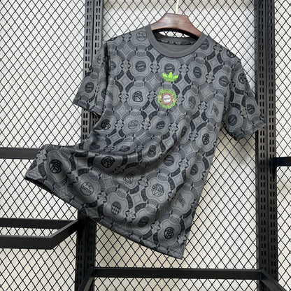 Camisola FC Bayern Munique 2025-26 Edição Especial Versão Adepto