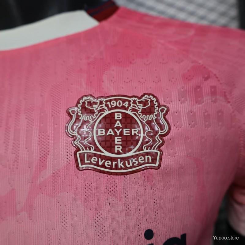 Camisola Bayer 04 Leverkusen 2025-26 Alternativa Rosa Versão Jogador
