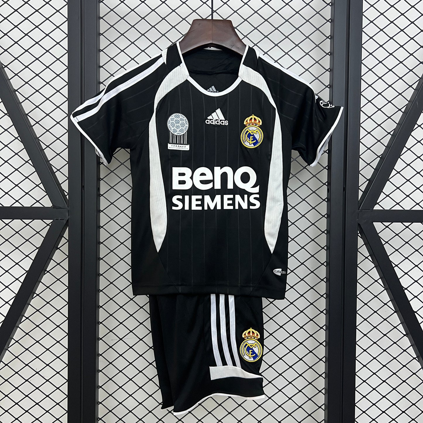 Kit Criança Real Madrid 2006-07 Alternativo