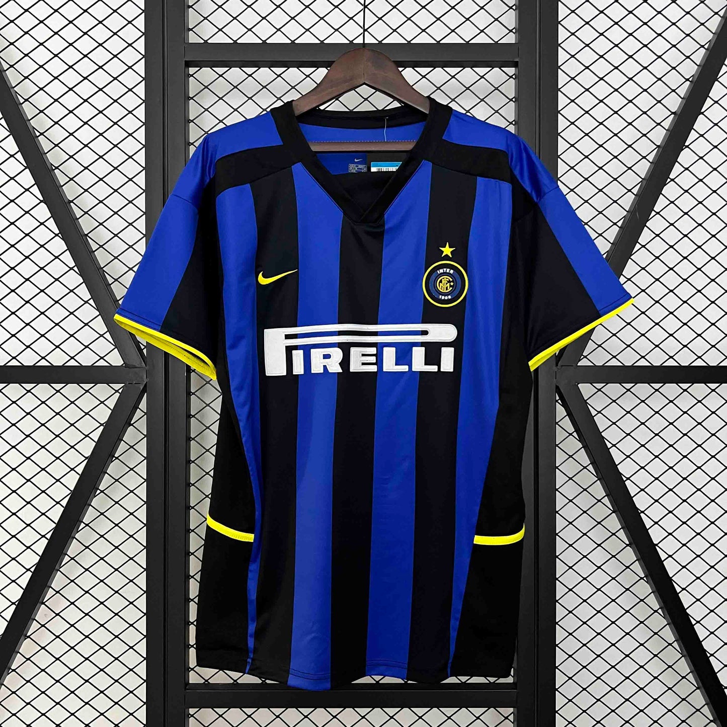 Camisola Inter Milão 2002-03 Principal
