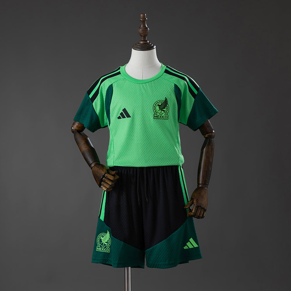 Kit Criança Mexico 2026 Treino Verde