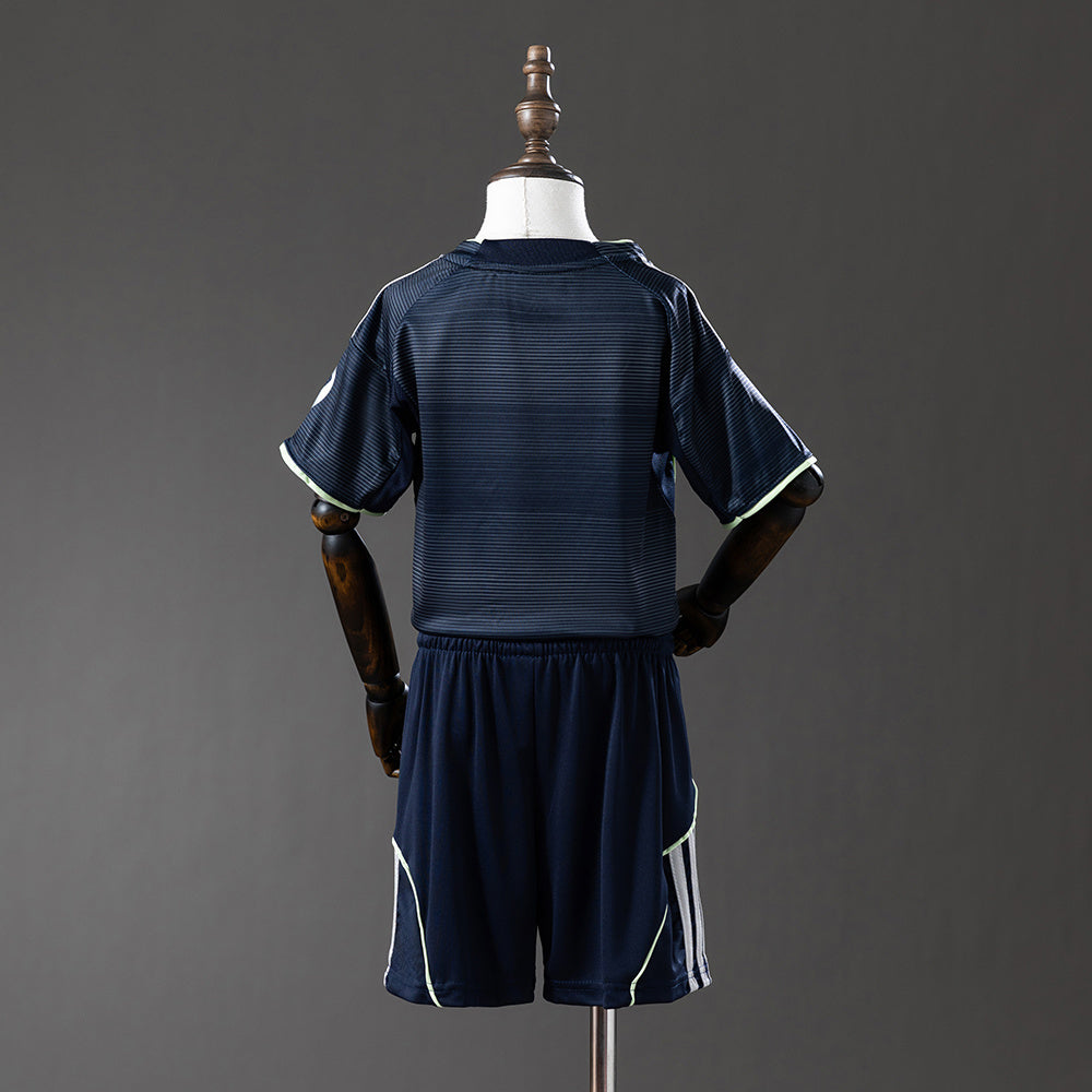 Kit Criança Real Madrid CF 2025-26 Alternativo