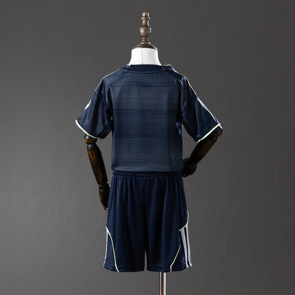 Kit Criança Real Madrid CF 2025-26 Alternativo