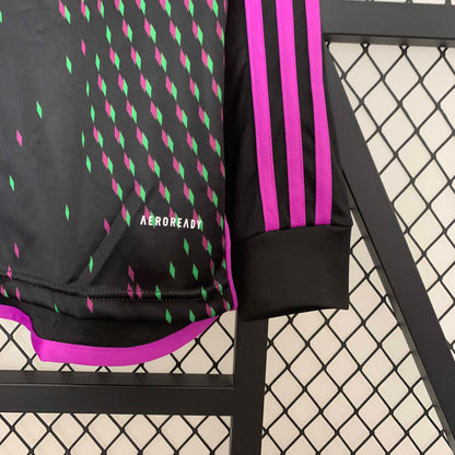 Camisola Manga Comprida FC Bayern Munique 2023-24 Alternativa