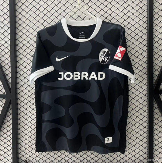 Camisola SC Freiburg 2025-26 Alternativa Preta Versão Adepto
