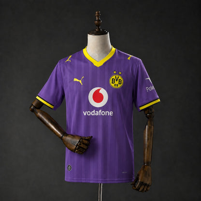 Camisola Borussia Dortmund 2026-27 Alternativa Roxa Versão Adepto