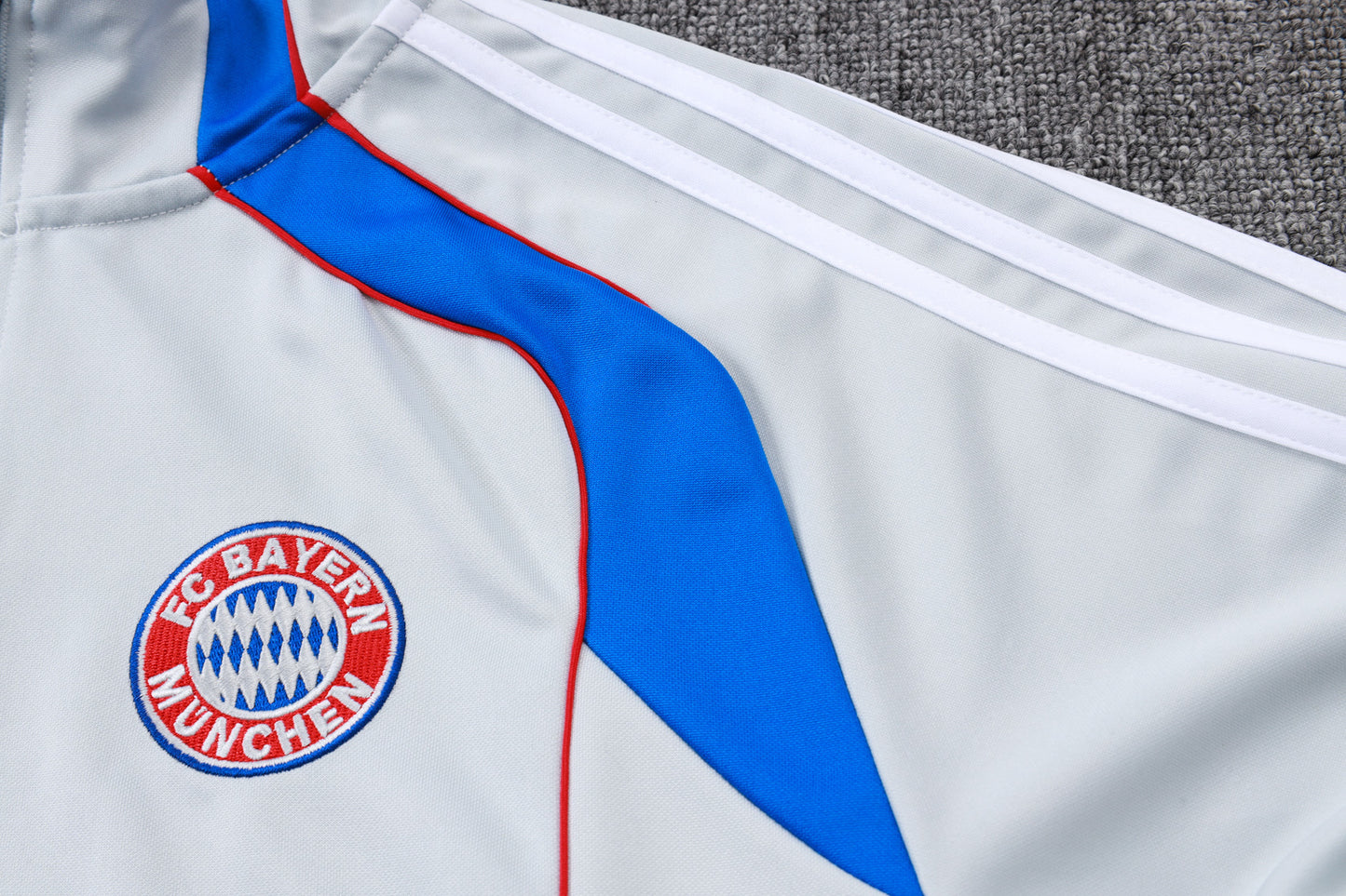 Fato de Treino FC Bayern Munique 2025-26 - Casaco sem Capuz