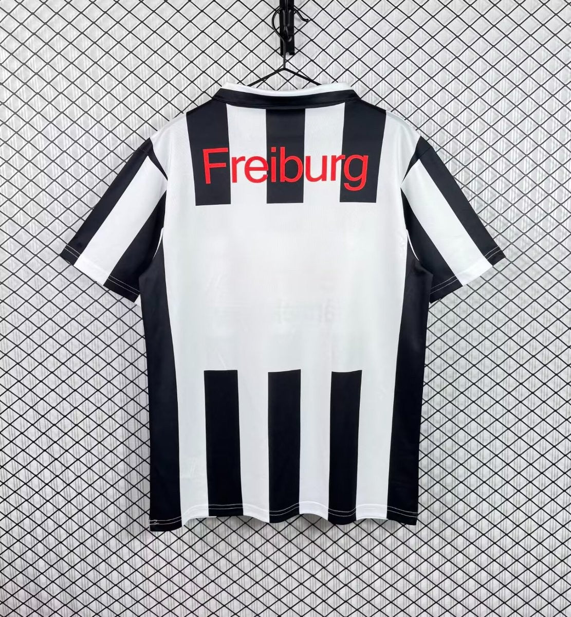 Camisola SC Freiburg 1994-95 Alternativa Branca Versão Adepto