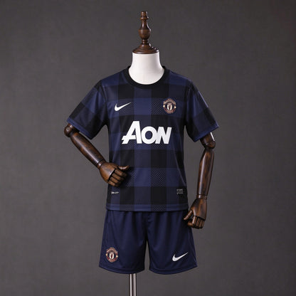 Kit Criança M-UNITED 2013-14 Alternativo Azul