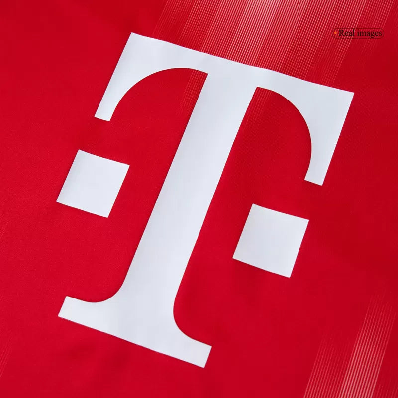 Camisola FC Bayern Munique 2025-26 Principal Versão Adepto UPAMECANO #2