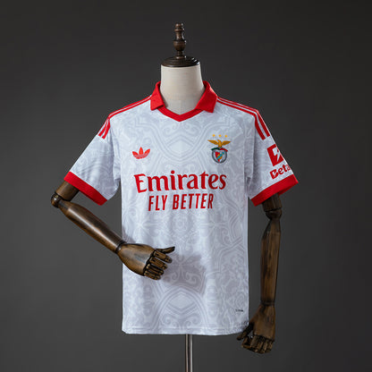 Camisola S.L.B. 2026-27 Alternativa Branca Versão Adepto (Entrega Imediata)