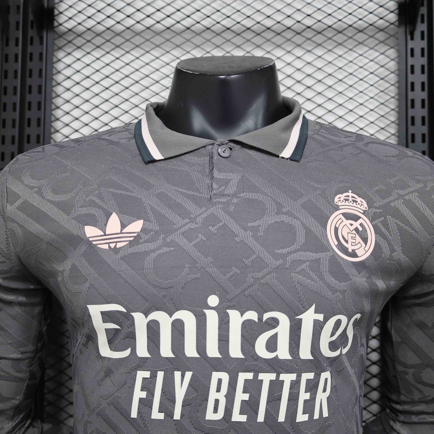 Camisola Manga Comprida Real Madrid CF 2024-25 Alternativa Preta Versão Jogador