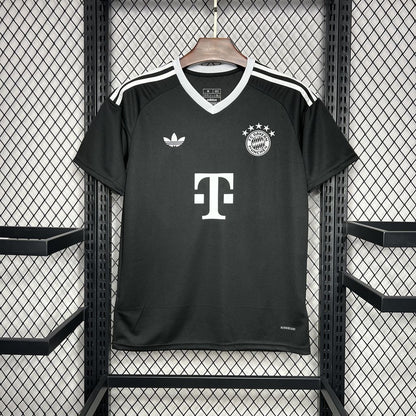 Camisola FC Bayern Munique 2024-25 Guarda-Redes Versão Adepto
