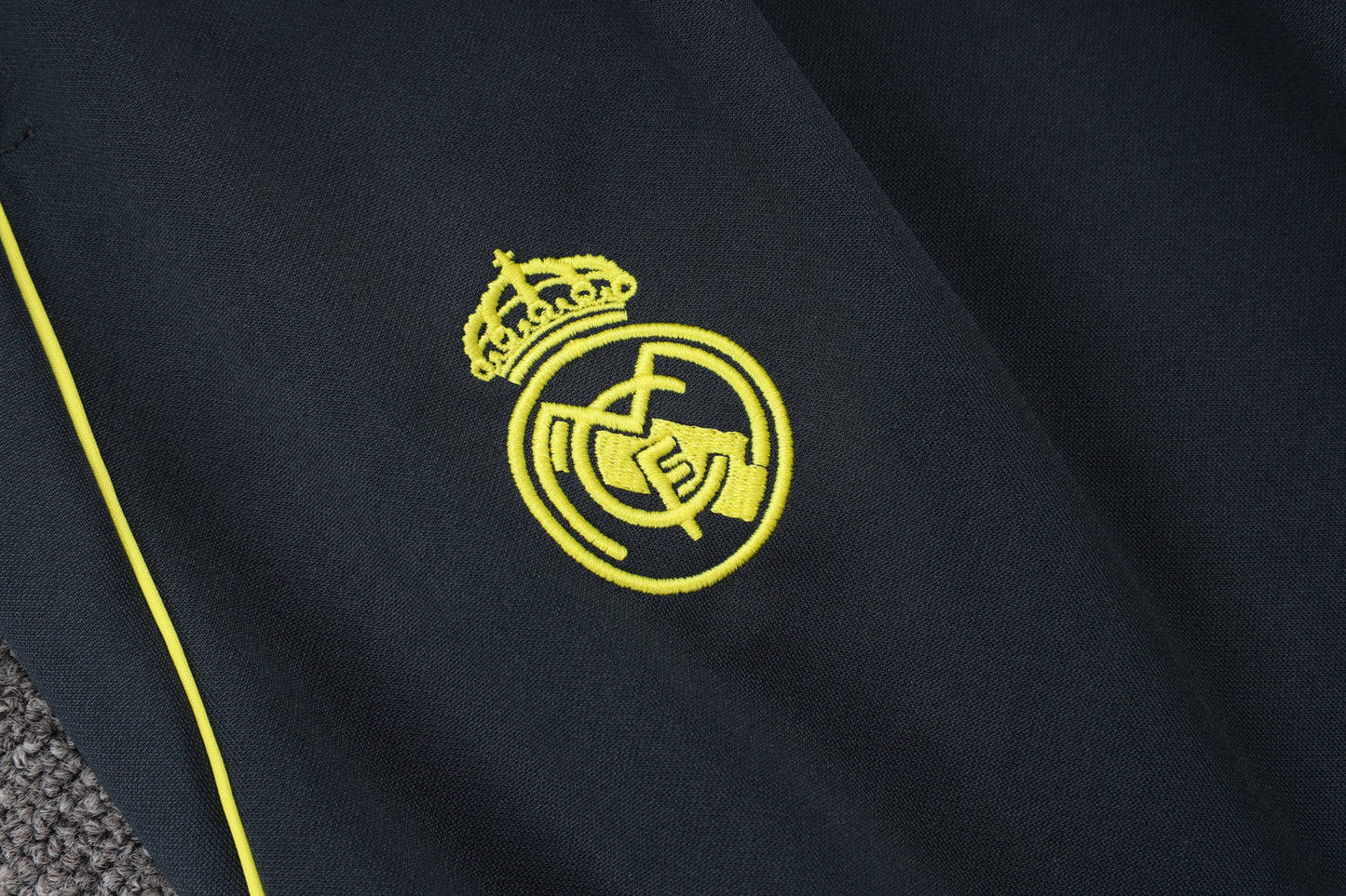 Fato de Treino Real Madrid CF 2025-26 - Casaco sem Capuz