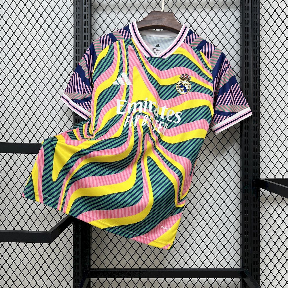 Camisola Real Madrid CF 2025-26 Pre-Match Versão Adepto