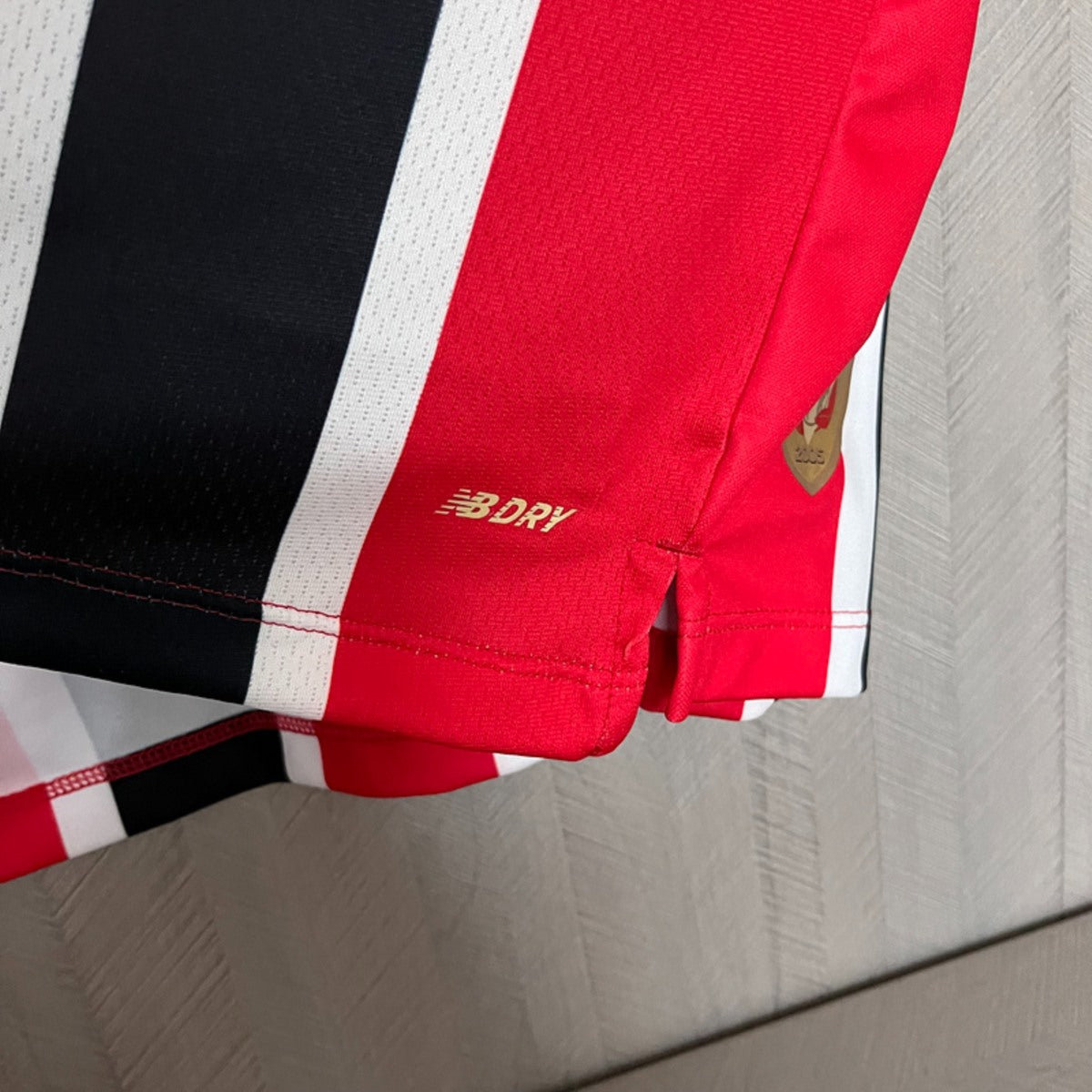 Camisola São Paulo FC 2025-26 Alternativa Riscas Versão Adepto