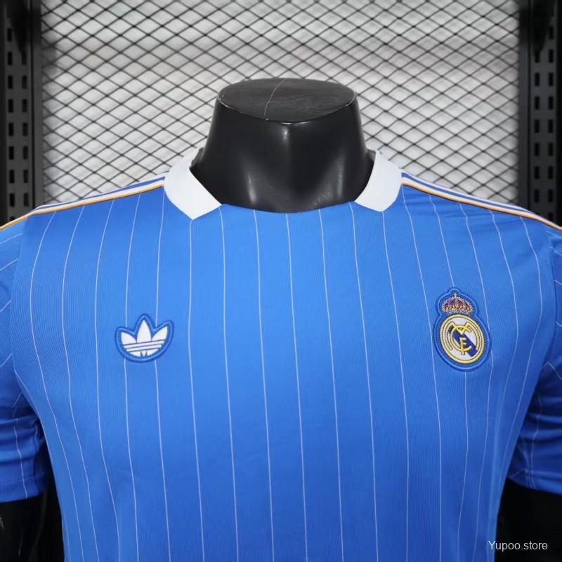 Camisola Real Madrid CF 2025-26 Icon Range Travel Versão Jogador