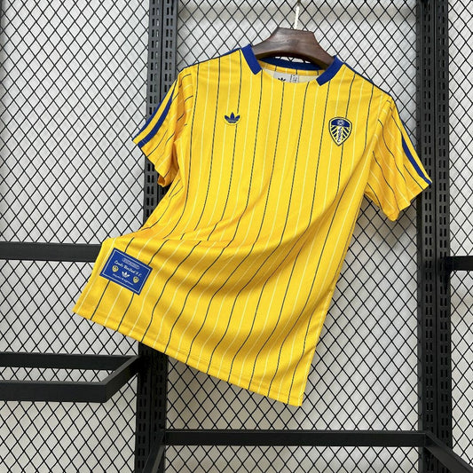 Camisola Leeds-U 2025-26 Icon Range Travel Versão Adepto