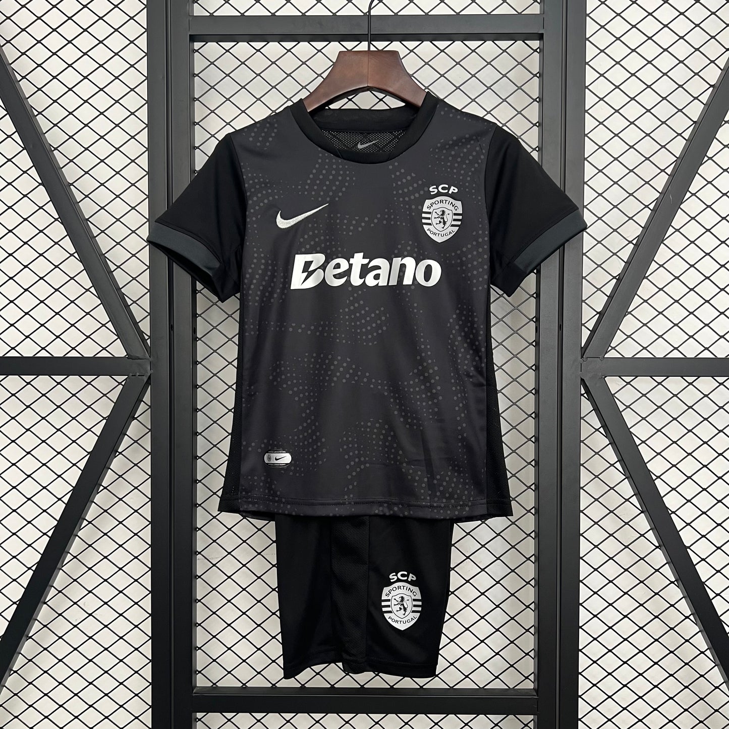 Kit Criança SCP 2025-26 Alternativo Preto