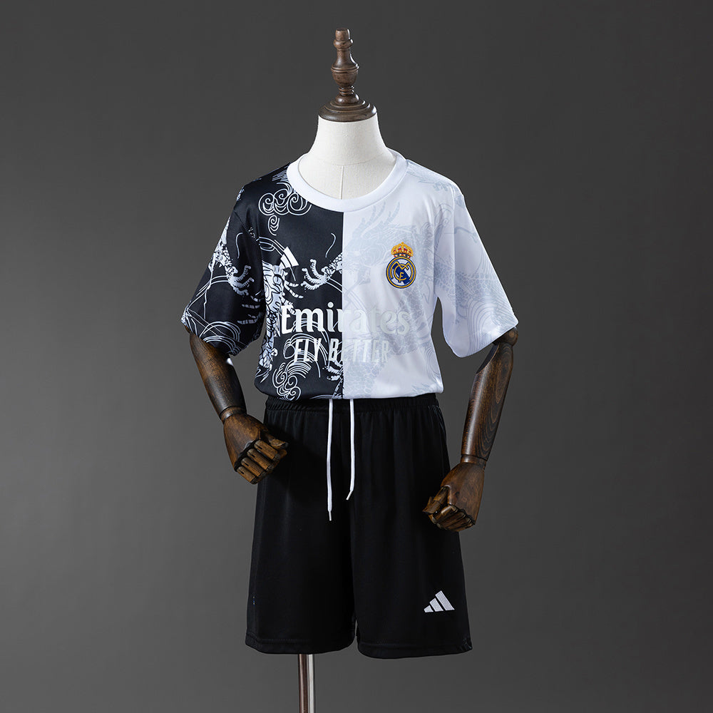 Kit Criança Real Madrid CF 2025-26 Edição Especial