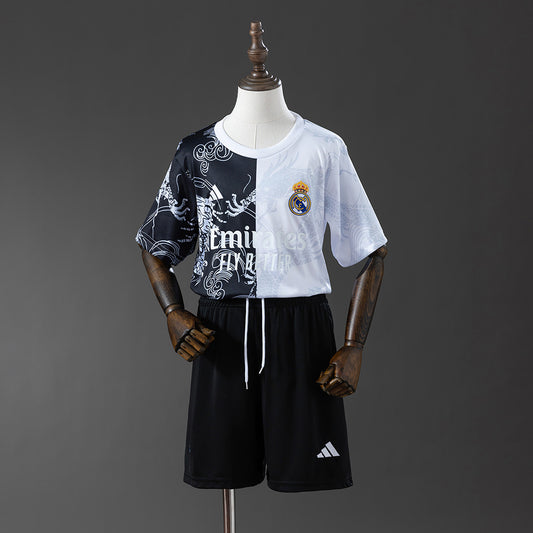 Kit Criança Real Madrid CF 2025-26 Edição Especial