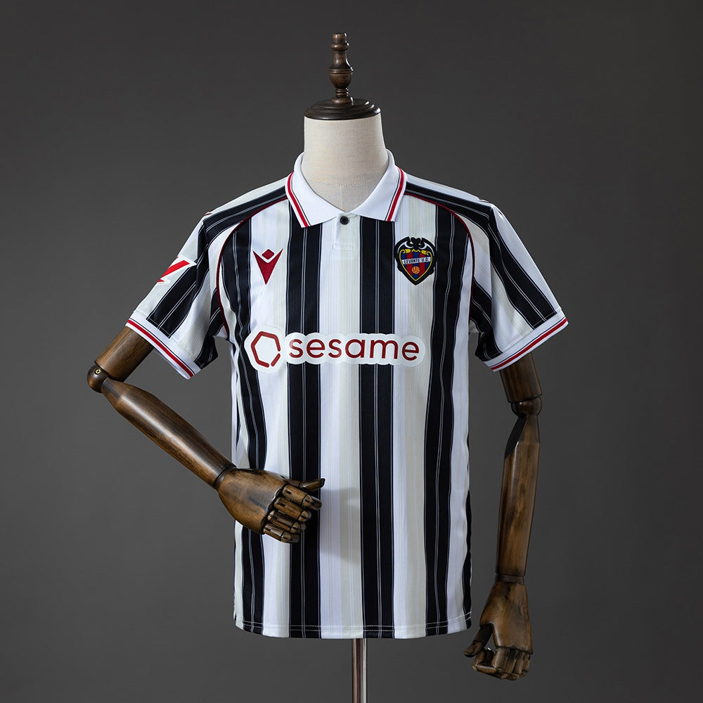 Camisola Levante UD 2026-27 Alternativa Branca Versão Adepto